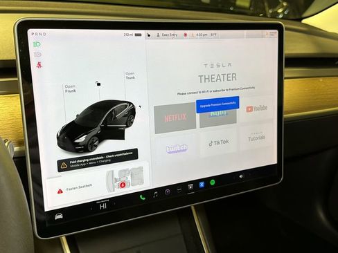 Used 2020 Tesla Model 3 Standard Range image 29