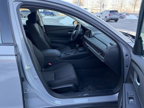 Certified 2025 Honda Accord SE image 26