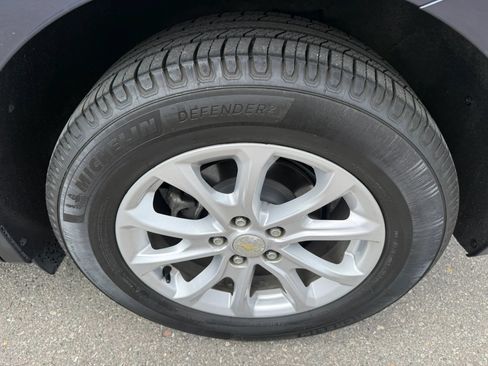 Used 2018 Chevrolet Equinox LT FWD image 10