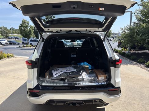 New 2026 Lexus TX 500h AWD w/ Technology Package image 33