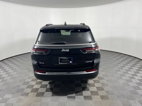 Used 2025 Jeep Grand Cherokee L Limited AWD/4WD image 4