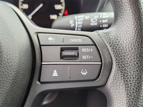 Used 2024 Honda HR-V LX image 19