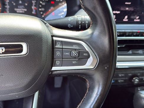 Used 2022 Jeep Compass Limited w/ Sun and Sound Group AWD/4WD image 17