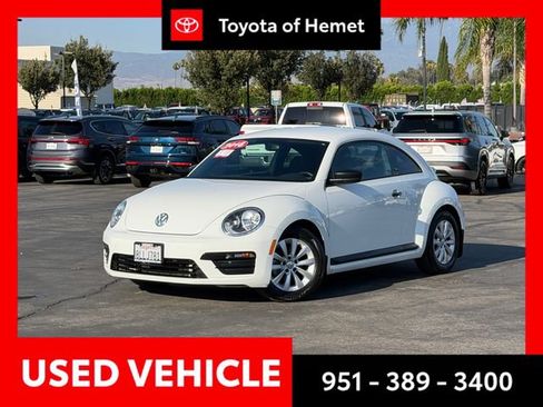 Used 2018 Volkswagen Beetle 2.0T S FWD image 1