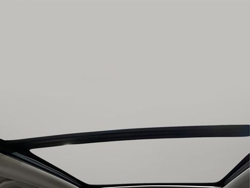 Used 2022 Volvo XC60 B5 Momentum w/ Climate Package image 25