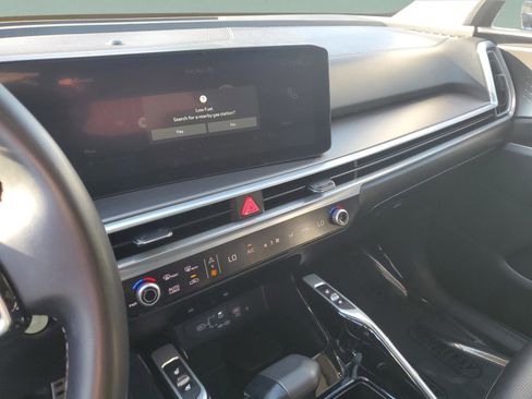 Certified 2024 Kia Sorento SX image 26