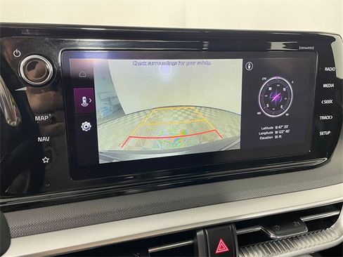 Used 2022 Kia K5 GT-Line w/ GT-Line FWD Premium Package image 9