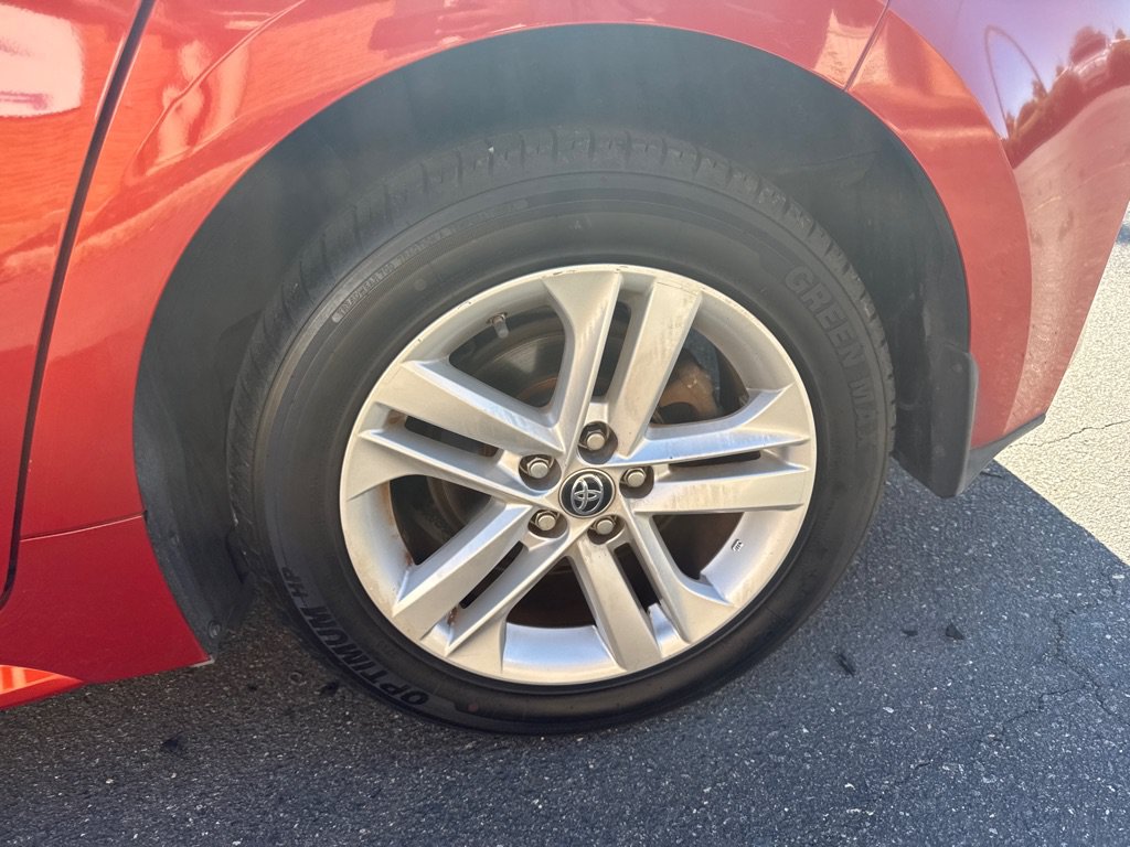Used 2019 Toyota Corolla SE FWD image 17