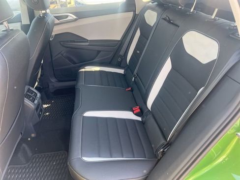 New 2025 Volkswagen Taos SEL image 8