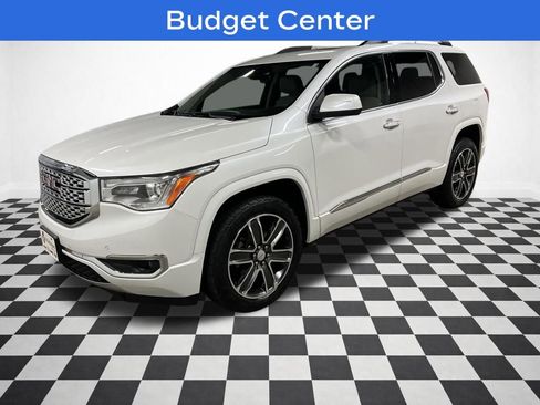 Used 2018 GMC Acadia Denali image 4