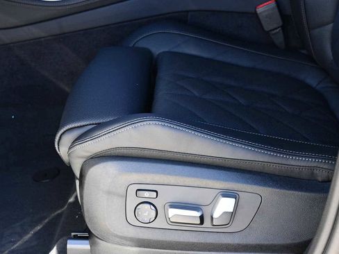 New 2026 BMW X5 xDrive50e w/ Premium Package image 22