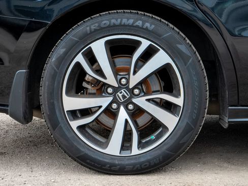 Used 2018 Honda Odyssey Elite image 12