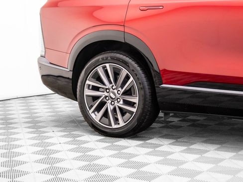 New 2026 Cadillac Vistiq Sport image 37