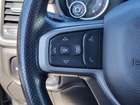 Used 2024 RAM 2500 Tradesman w/ Chrome Appearance Group image 17