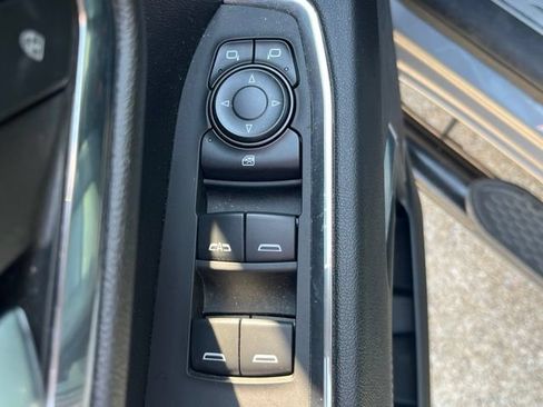 Used 2024 Chevrolet Silverado 1500 LT w/ Leather Package RWD image 5