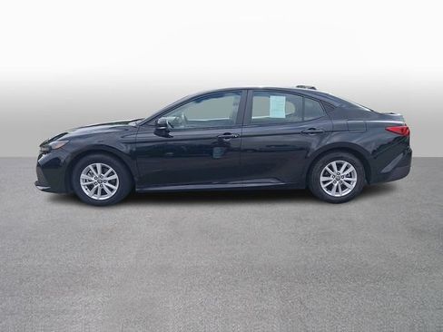 Used 2025 Toyota Camry LE FWD image 7