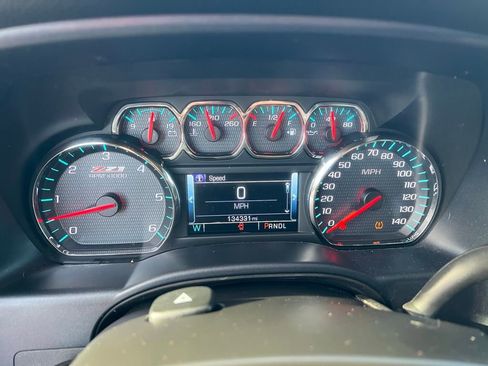 Used 2017 Chevrolet Silverado 1500 LT w/ All Star Edition image 38