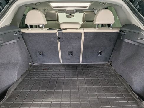 Used 2019 Audi Q3 2.0T Premium image 24