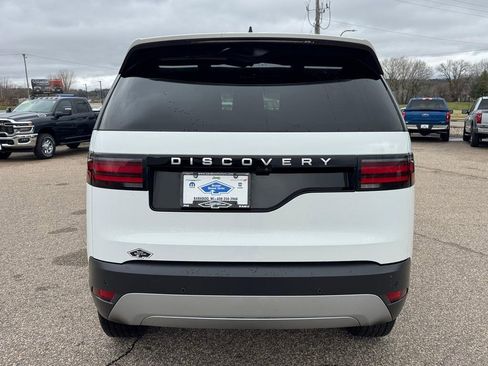 Used 2024 Land Rover Discovery S AWD/4WD image 3