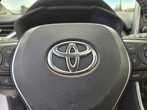 Used 2020 Toyota RAV4 XLE Premium AWD/4WD image 26
