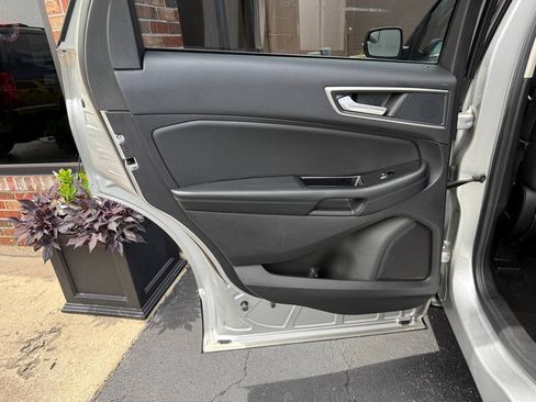 Used 2017 Ford Edge SEL AWD/4WD image 20