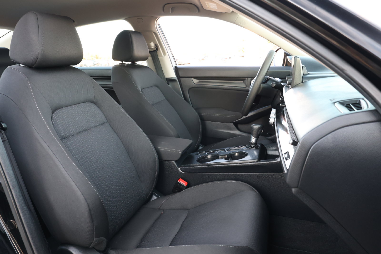 Used 2025 Honda Civic LX image 28