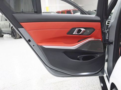 Used 2025 BMW M3 Competition w/ Executive Package image 39