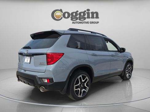 Used 2023 Honda Passport Elite image 5
