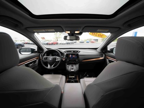Used 2020 Honda CR-V Touring image 18