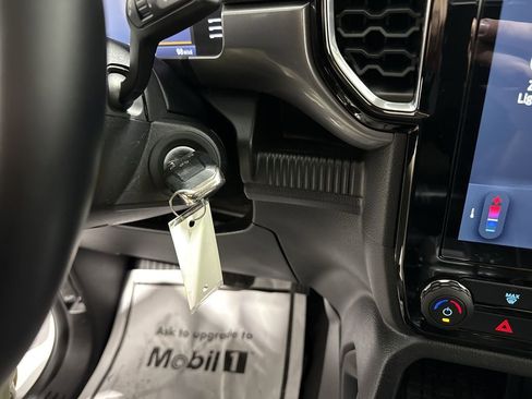 Used 2024 Ford Ranger XLT w/ FX4 Off-Road Package image 17