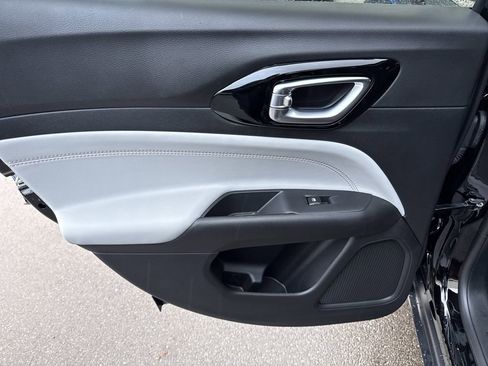 New 2026 Jeep Compass Limited image 26