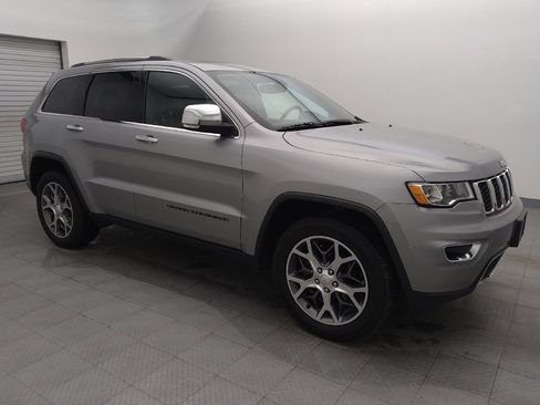 Used 2019 Jeep Grand Cherokee Limited w/ Trailer Tow Group IV image 11
