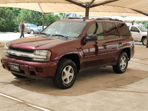 Used 2006 Chevrolet TrailBlazer LS w/ LS Preferred Equipment Group RWD image 4