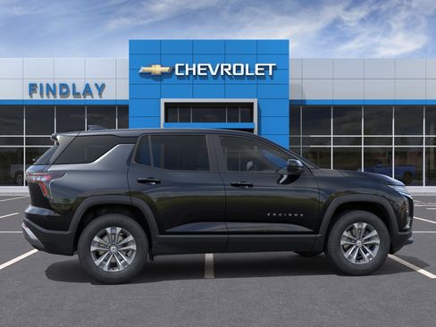 New 2026 Chevrolet Equinox LT AWD/4WD image 18