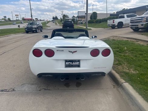 Used 2008 Chevrolet Corvette Convertible RWD image 4