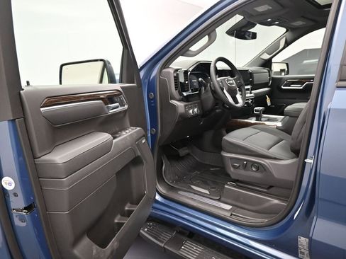 New 2026 GMC Sierra 1500 Elevation w/ Elevation Premium Package image 11