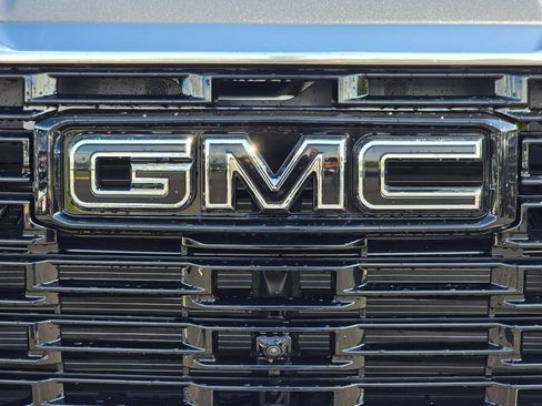 New 2026 GMC Yukon Denali AWD/4WD image 32