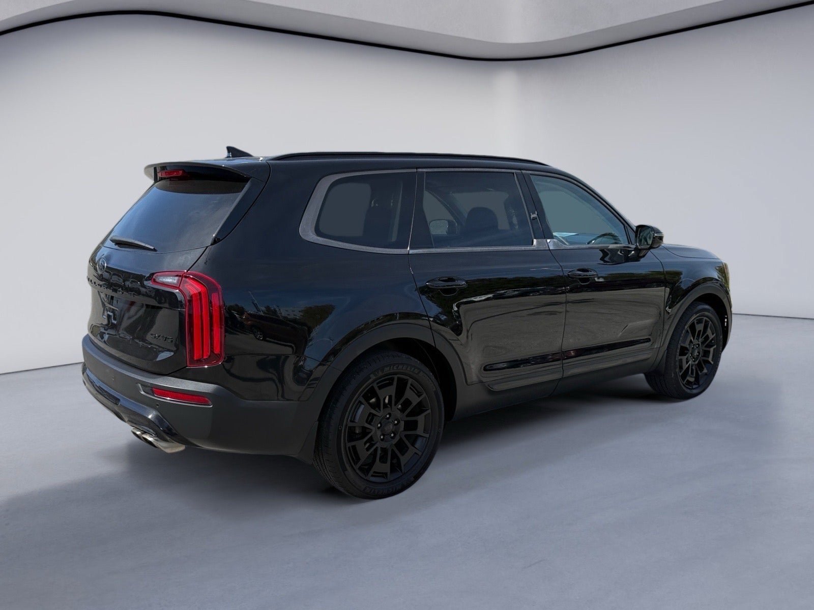 Used 2021 Kia Telluride SX w/ Nightfall Edition Package AWD/4WD image 5