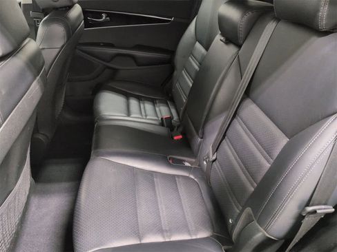 Used 2019 Kia Sorento EX image 20
