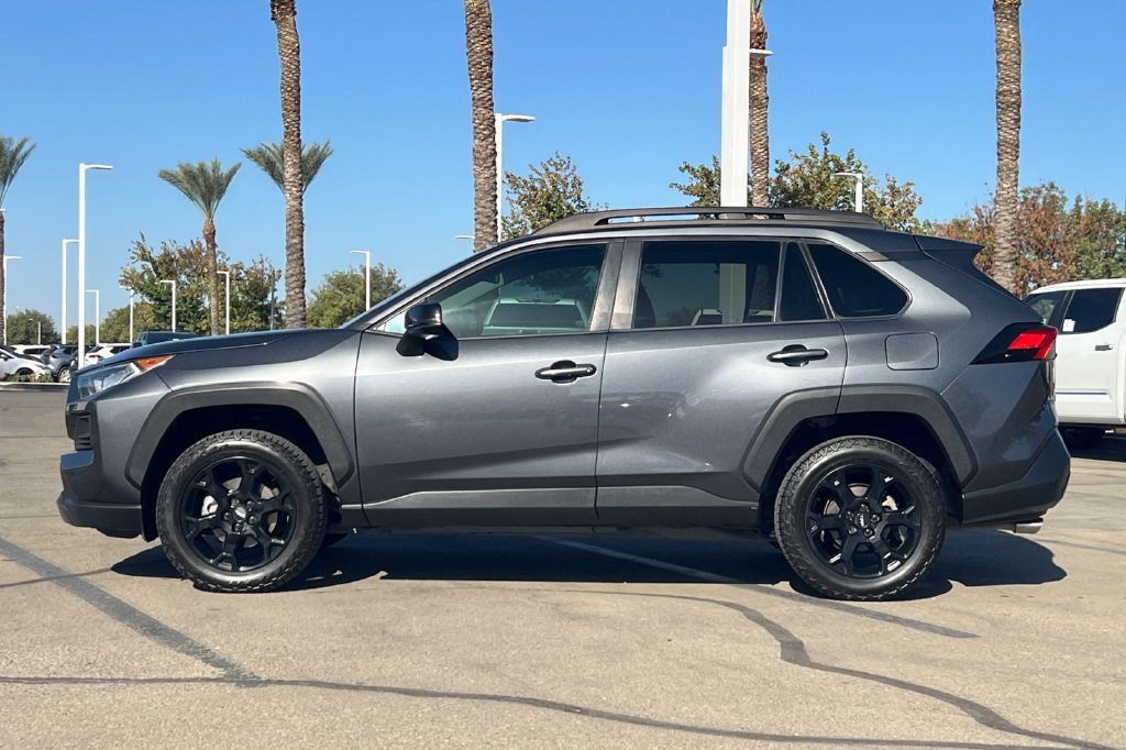 Certified 2020 Toyota RAV4 TRD Off-Road w/ TRD Off-Road Weather Package AWD/4WD image 9