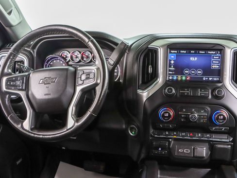 Used 2021 Chevrolet Silverado 1500 LT Trail Boss w/ Convenience Package II AWD/4WD image 18