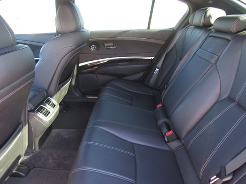 Certified 2020 Acura RLX w/ Technology Package image 14