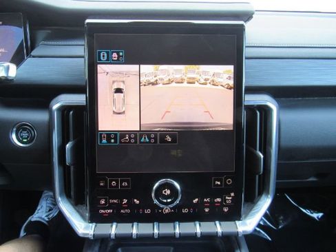 Used 2025 GMC Acadia Elevation image 47