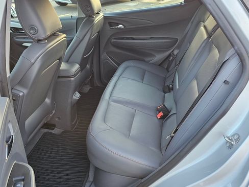 Used 2020 Chevrolet Bolt Premier w/ Infotainment Package FWD image 19