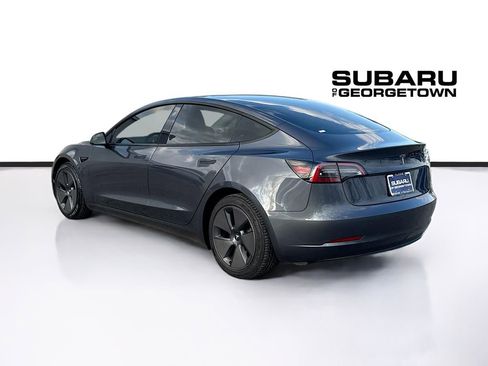 Used 2023 Tesla Model 3 Standard Range image 5