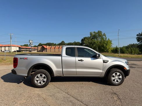 Used 2019 Ford Ranger XL w/ Equipment Group 101A Mid RWD image 13