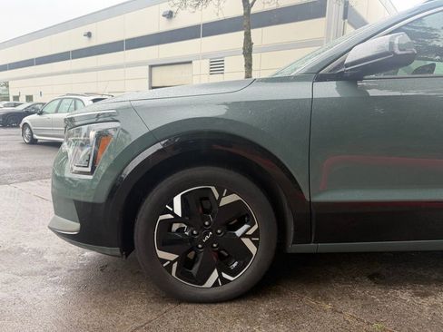 Used 2024 Kia Niro Wind w/ Wind Preserve Package FWD image 8
