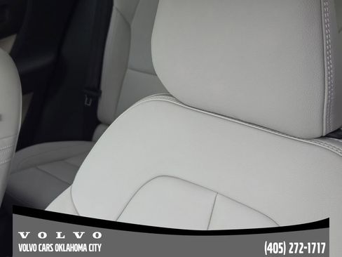 New 2026 Volvo XC40 B5 Ultra w/ Protection Package Premier AWD/4WD image 14