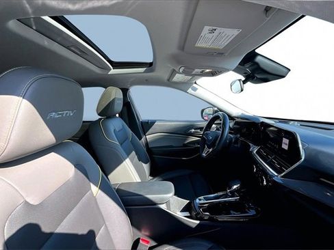 Used 2026 Chevrolet Trax ACTIV w/ Sunroof Package image 27