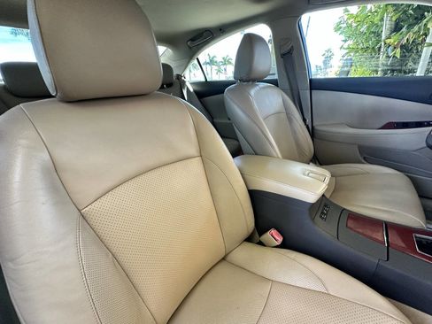 Used 2007 Lexus ES 350 w/ Premium Pkg image 22